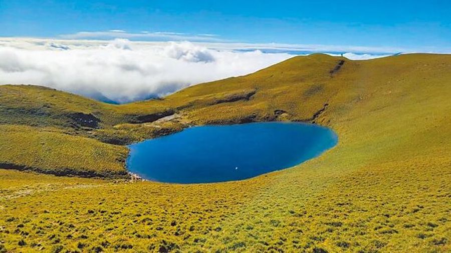 嘉明湖 ( Jiaming Lake,Taiwan）