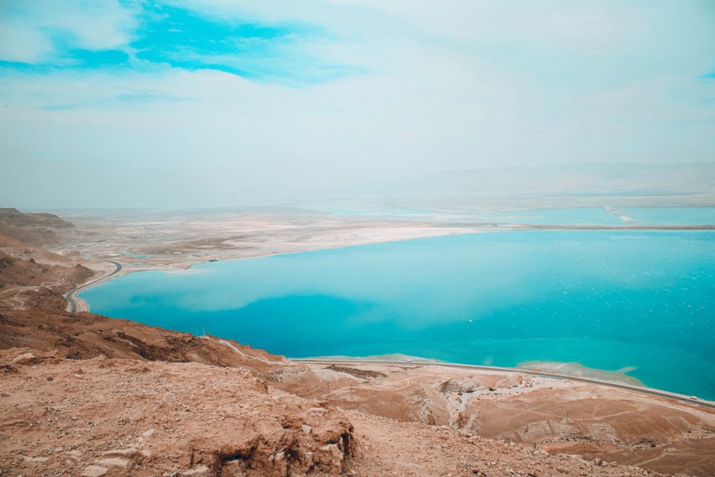 死海 ( Dead Sea, Israel and Jordan)