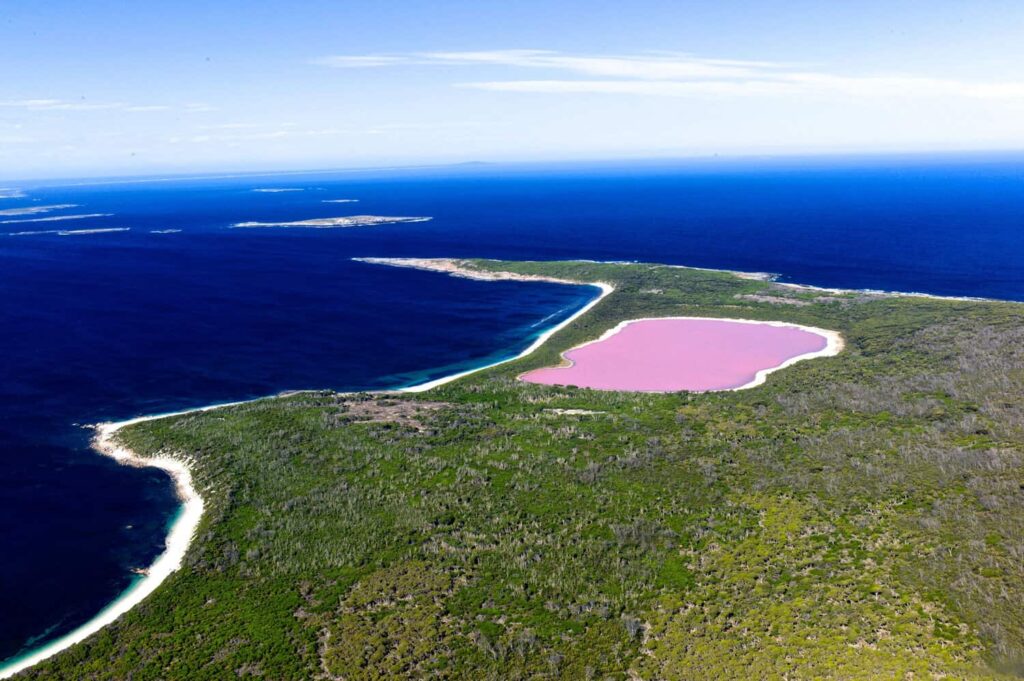 Lake Hillier