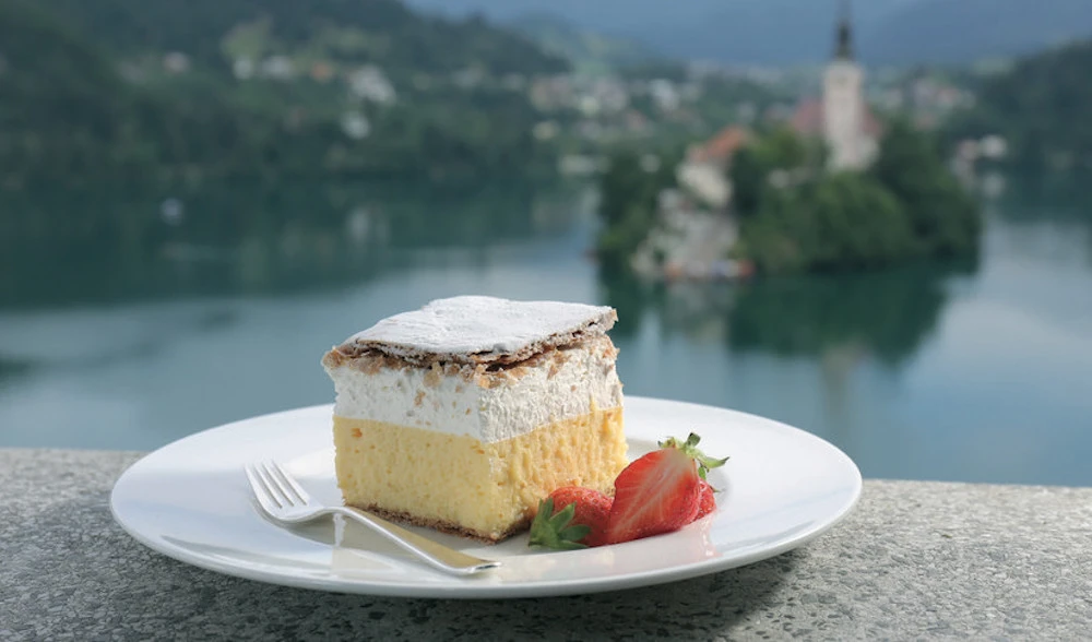 布萊德湖 ( Lake Bled, Slovenia)